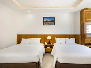 Royal Hotel Nha Trang - Image 2