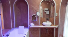 Rose Heritage Home - Image 2