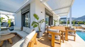 MAVIIE Luxusvilla mit Pool & Meerblick in Yalıkavak Geris - Image 3