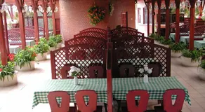 Karikas Hotel - Image 3