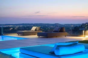 Reina del Cielo Luxury Villa - Image 4