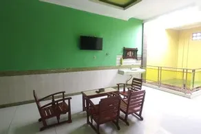 RedDoorz Syariah near Bypass Krian - Image 5