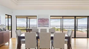 Ocean Views - Refined Hilltop Residence by the Sea - Image 2
