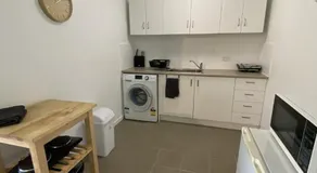 Private self-contained guesthouse North Brisbane - Image 3
