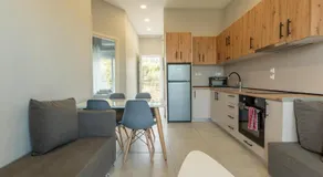 Blue Waves Luxury Suites by the Sea - Image 4