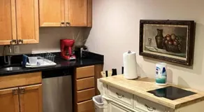 Charming 1-bedroom Basement Close to DC Pets Allowed - Image 2