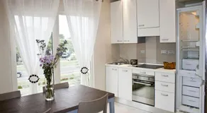 Axis Suites - Image 2
