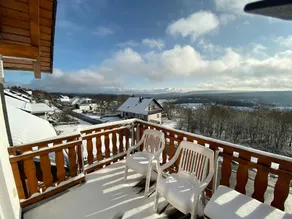 Welcome in - Ferienwohnung 'Rothaarglück' in Neuastenberg-Winterberg mit Aussicht und Terrasse - Image 2