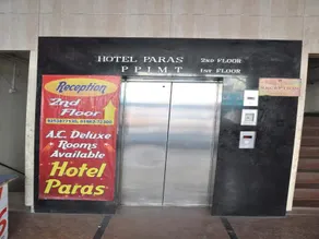 Hotel Paras - Image 3