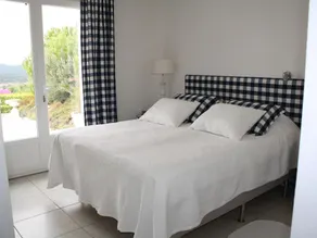 Luxurious Villa in Camplong with jacuzzi - Image 2