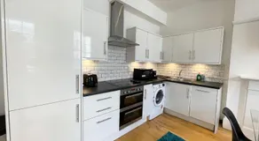 Victoria Maisonette Apartments - Image 5