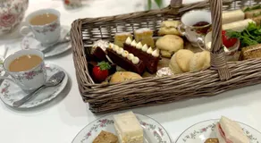 Thatched Cottage Hotel - Image 4