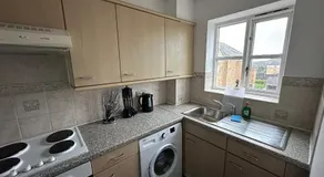 Timber Court - FREE PARKING - 2 Bedroom Apartment - FAST Wi-Fi - Perfect for Contractors! - Image 4