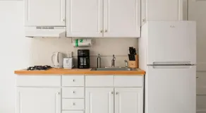 Bright Newbury Street 1 Bedroom - Image 4