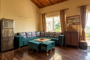 Creekside 4bhk apartment close to the lake - Image 4