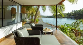 Pont Bleu Suites - boutique hotel -Riverside & Pool - Image 3