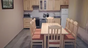 Kaptárlevegős Vendégház - Image 3