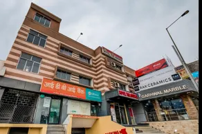 HOTEL THE AVENUE - Image 5