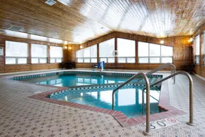 Travelodge by Wyndham Merrill - Image 5