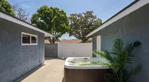 Trendy Getaway - Hot Tub - Putt Putt - Games - Image 4