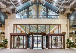 Deefly Yinrun Town Hotel - Image 4