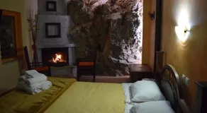 Flygonion Guesthouse - Image 2
