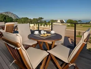 Whale Away Guest House - Image 4