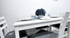 Cosy Contemporary Apartment - Brimsdown, Enfield - Image 5