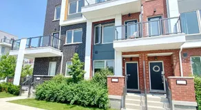 Downsview Park Luxury Townhome near Yorkdale Transit - Image 4