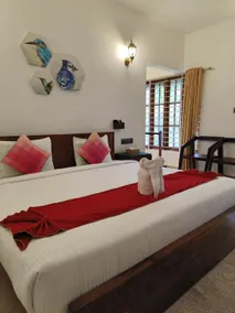 Luxury Homestay - Double Room with Balcony - Image 2