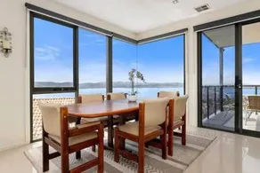 The View Sandy Bay 5 bedroom - Image 3
