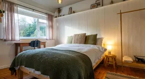 Holly Tree Cottage - Beautiful 2 Bedroom Cottage in Nailsworth - Image 2