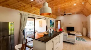 CocoLux Luxury Apartments - Image 3