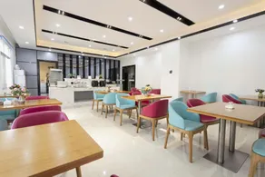 Elf International Hotel (Yulin Rongxian South Bus Station Branch) - Image 4