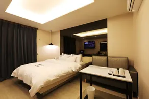 Yongin M7 Hotel - Image 3