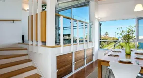 Walk to the beach - Family friendly - Wifi - The Tall House - Image 4