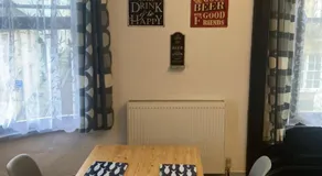Lovely 2 Bed Sea Front apartment @ 10A George Street - Image 4