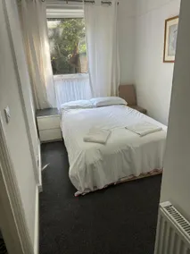 Amhurst Hotel - Image 3