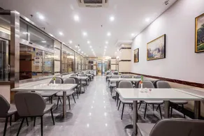 Home Inn - Paibo Yun Hotel - Dalian Xianglujiao Metro Station - Image 5