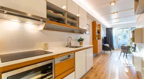 Uptown Hotel Apartments - Image 5