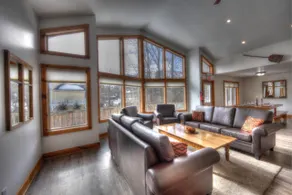 Tyrolean Village Resorts at Blue Mountain - Image 2