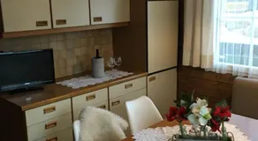 Apart Larcher - Image 5