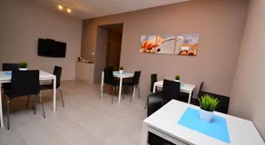 G'HOSTEL - Image 4