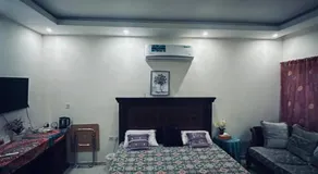 Budget Hostel Rooms - Image 2