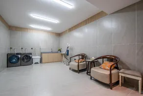 Rezen Hotel Zhengzhou Huanzhiming - Image 4