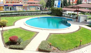 Flores Park Sunny Beach - Image 1