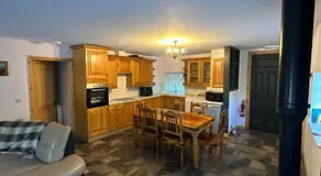 The Falcon Inn Retreat - Image 2