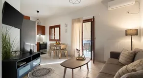 Elaia Boutique Apartment - Image 2
