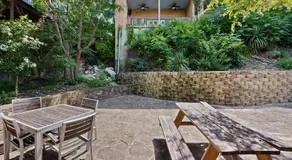 Gruene Envy – a first floor Poolside Condo with Guadalupe River Access - Image 5