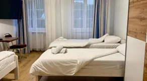 La Veneziana Guesthouse - Image 2